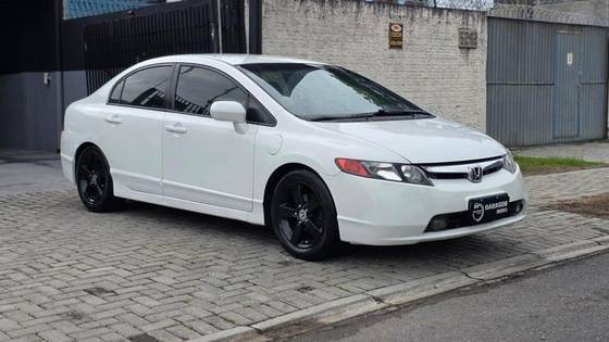 HONDA CIVIC 1.8 LXS 16V GASOLINA 4P MANUAL